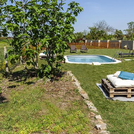 Готель Bloomoon House Bunheiro Екстер'єр фото