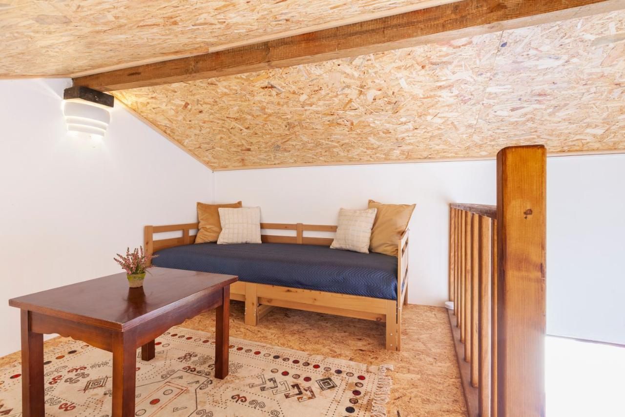 Готель Bloomoon House Bunheiro Екстер'єр фото