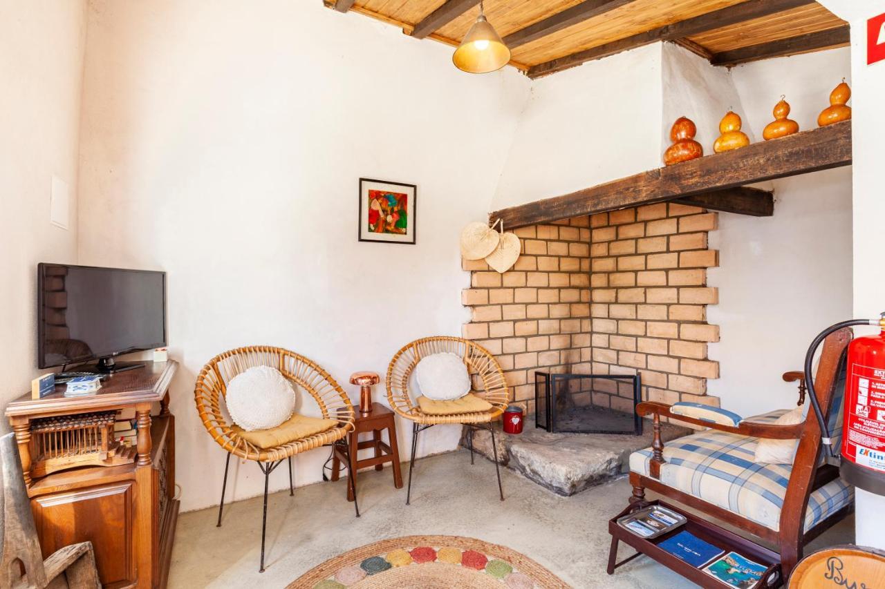 Готель Bloomoon House Bunheiro Екстер'єр фото