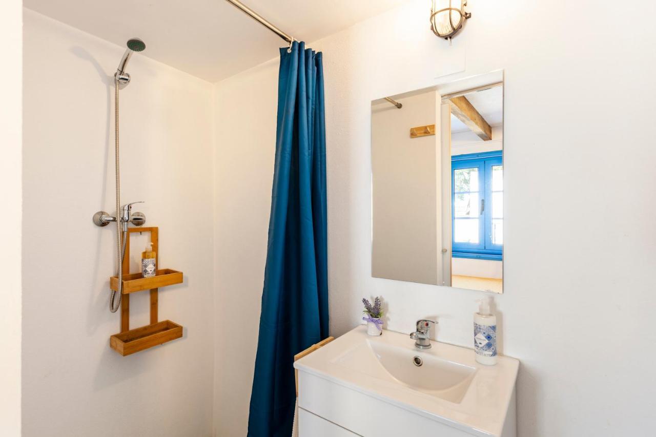 Готель Bloomoon House Bunheiro Екстер'єр фото