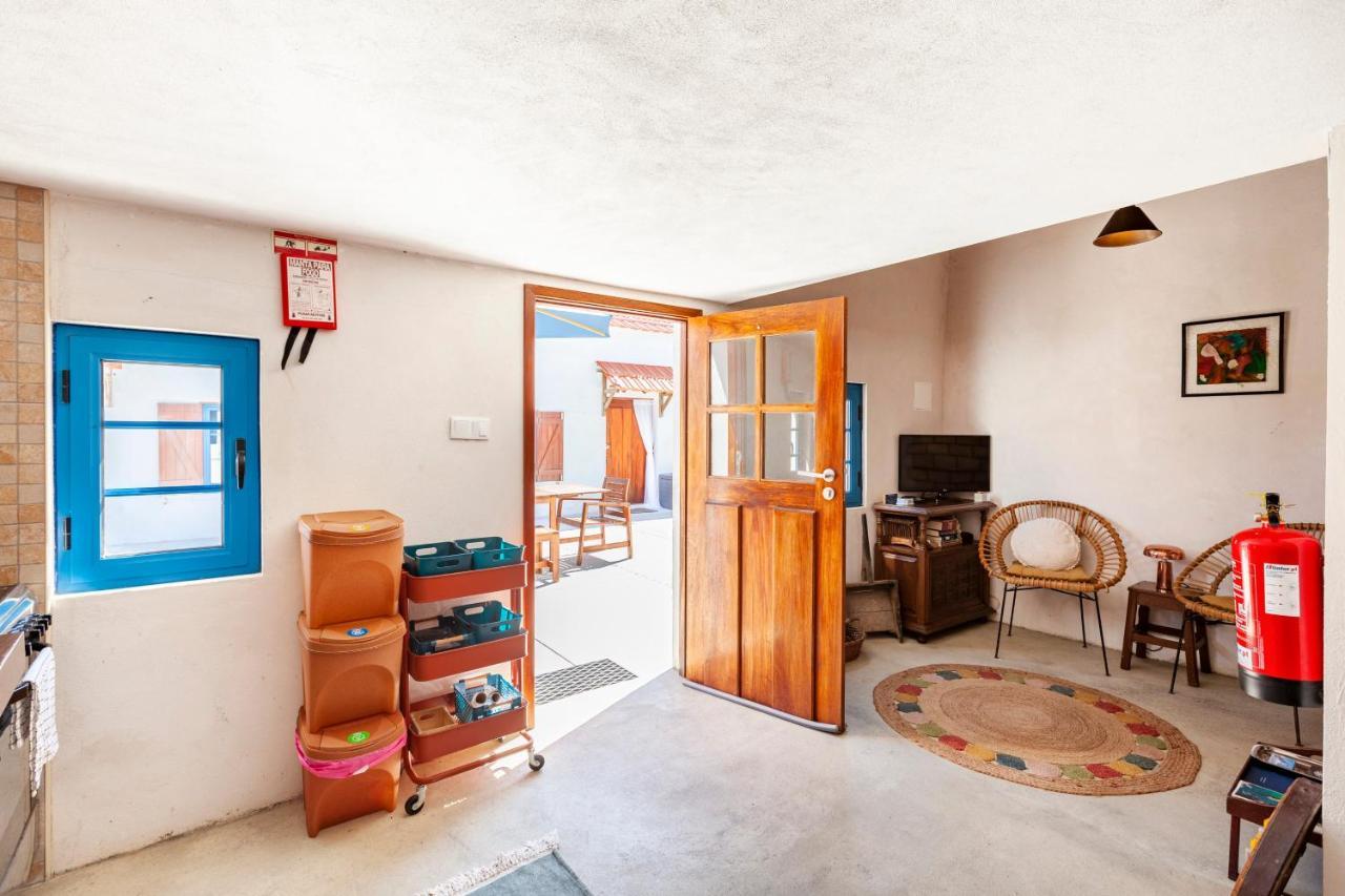 Готель Bloomoon House Bunheiro Екстер'єр фото